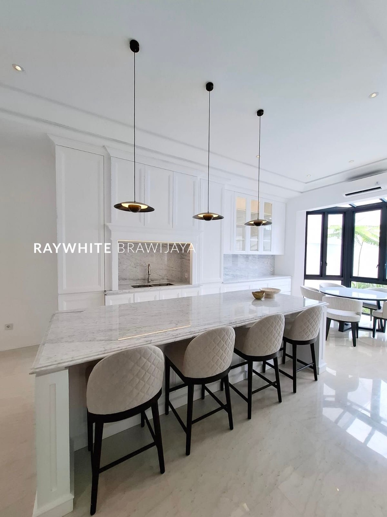 Brand New House Americal Classic Area Kemang Dalam