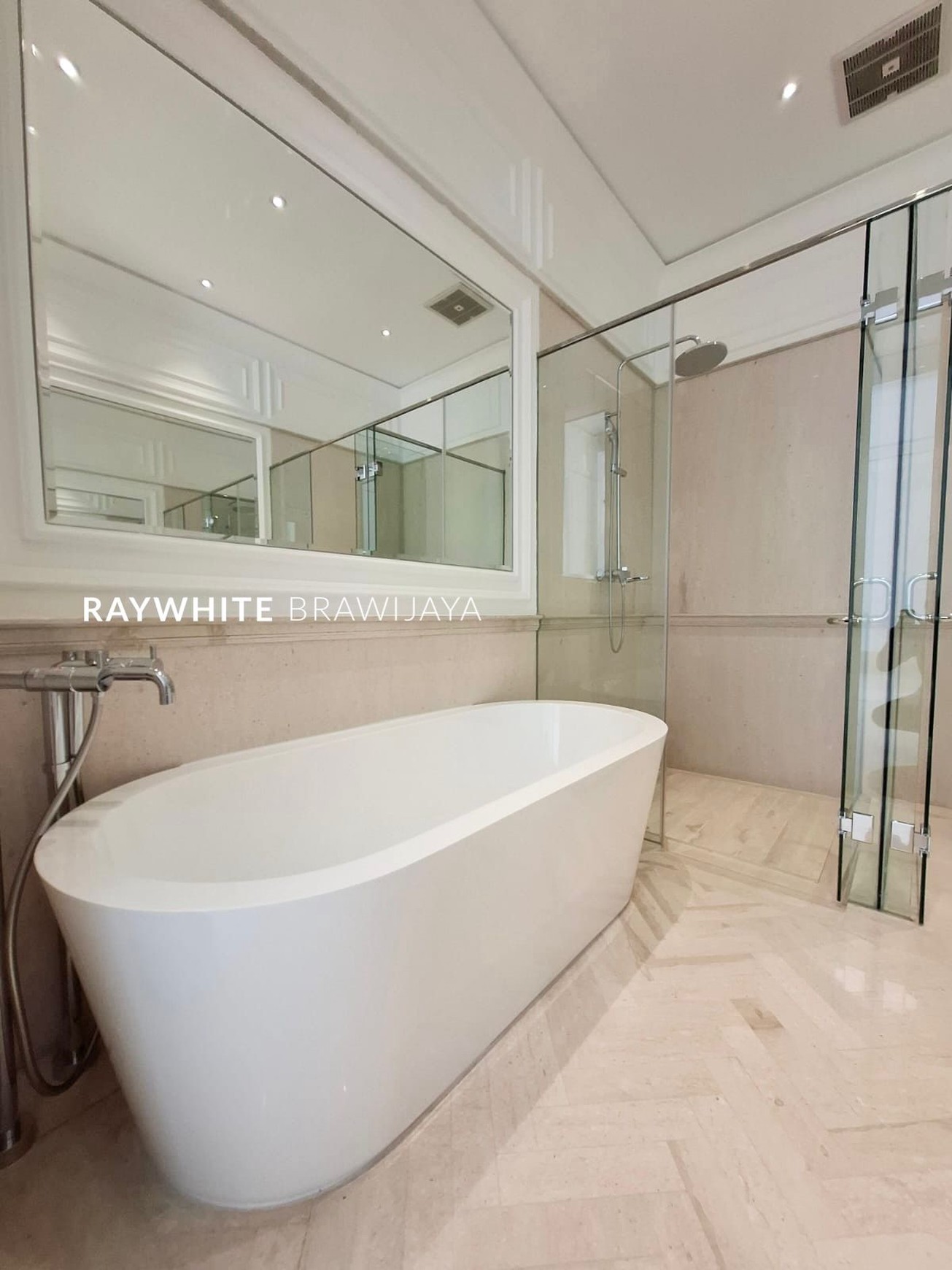 Brand New House Americal Classic Area Kemang Dalam