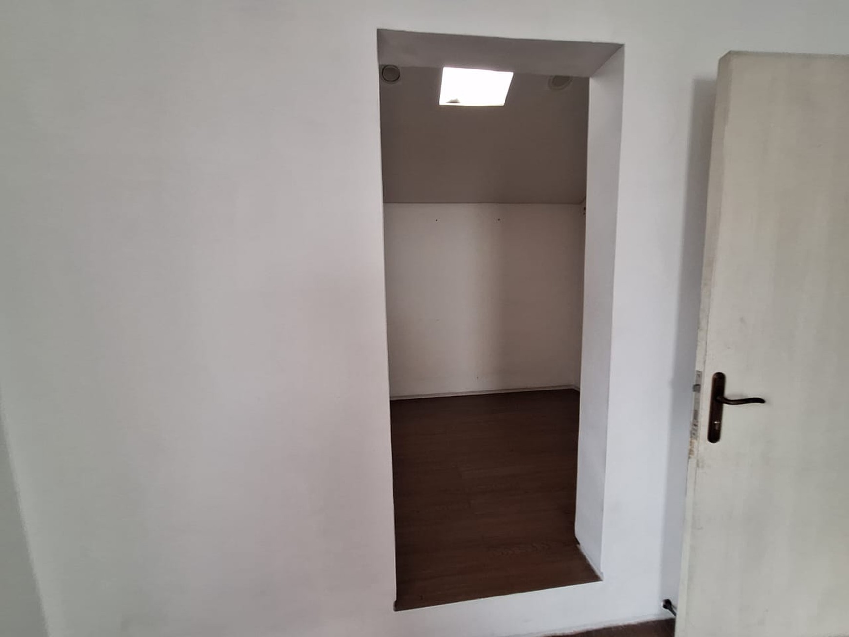 RUMAH DISEWA JALANTULODONG BAWAH KEBAYORAN BARU