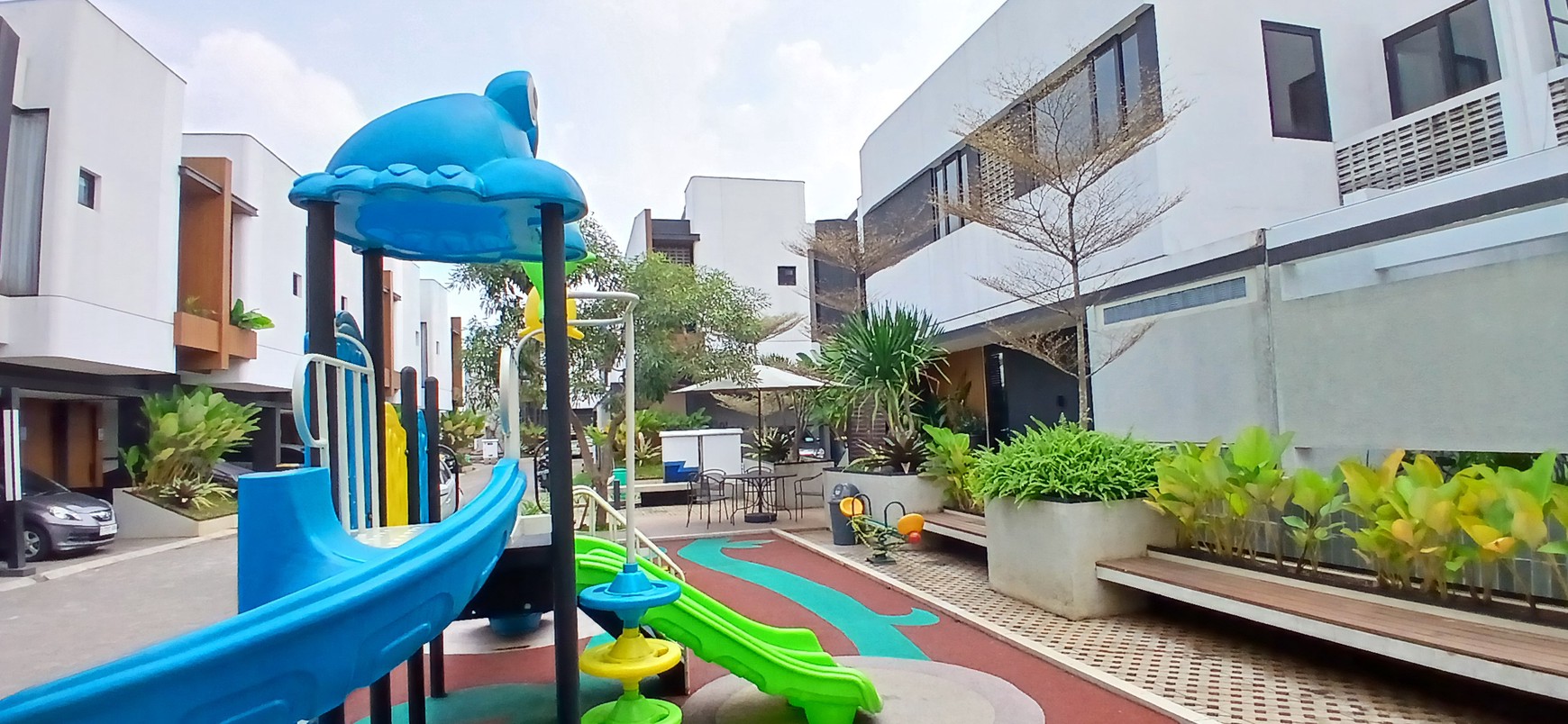 Dijual Rumah di Favouri House Serpong 