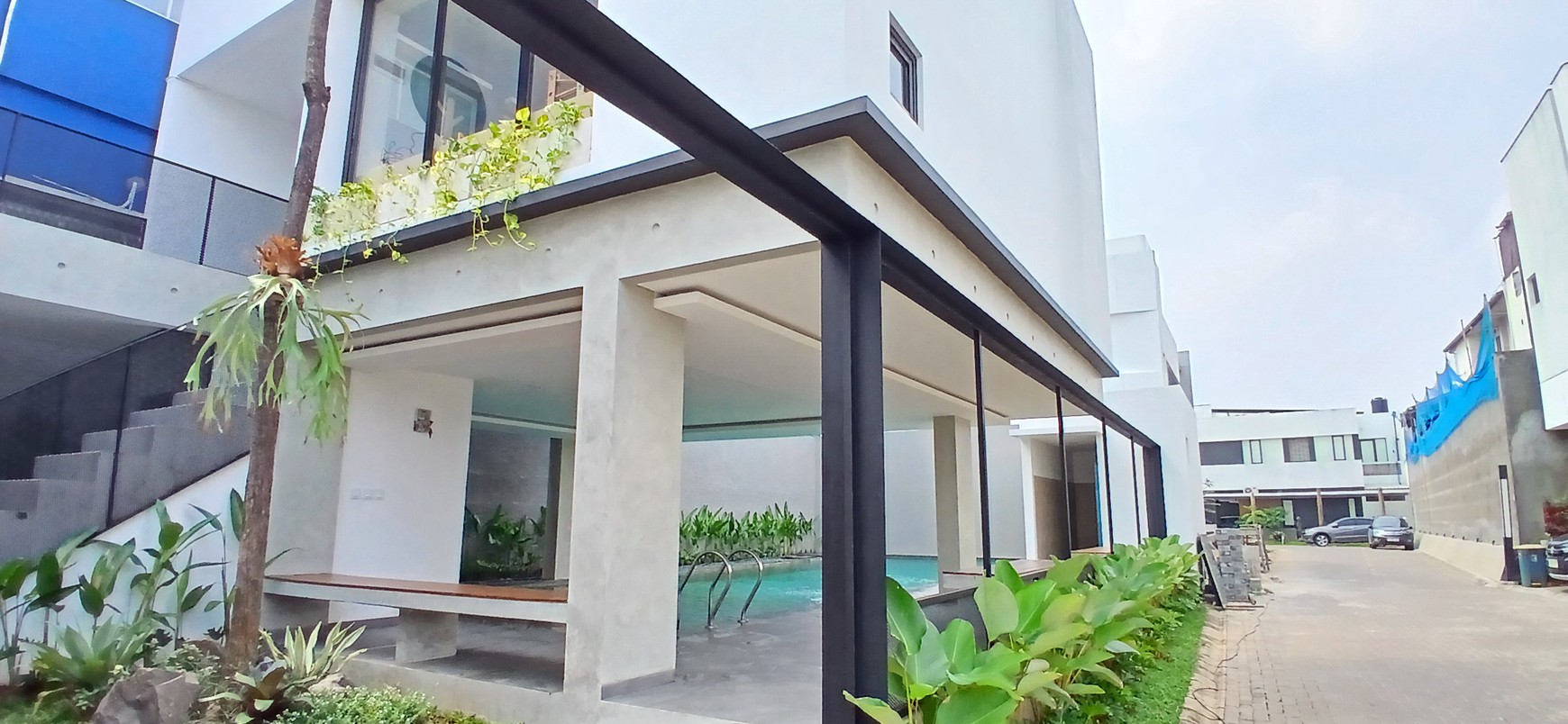 Dijual Rumah di Favouri House Serpong 