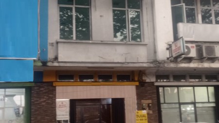 Turun harga Ruko 3 Lantai Hadap Jalan  JL. Pahlawah Seribu BSD city