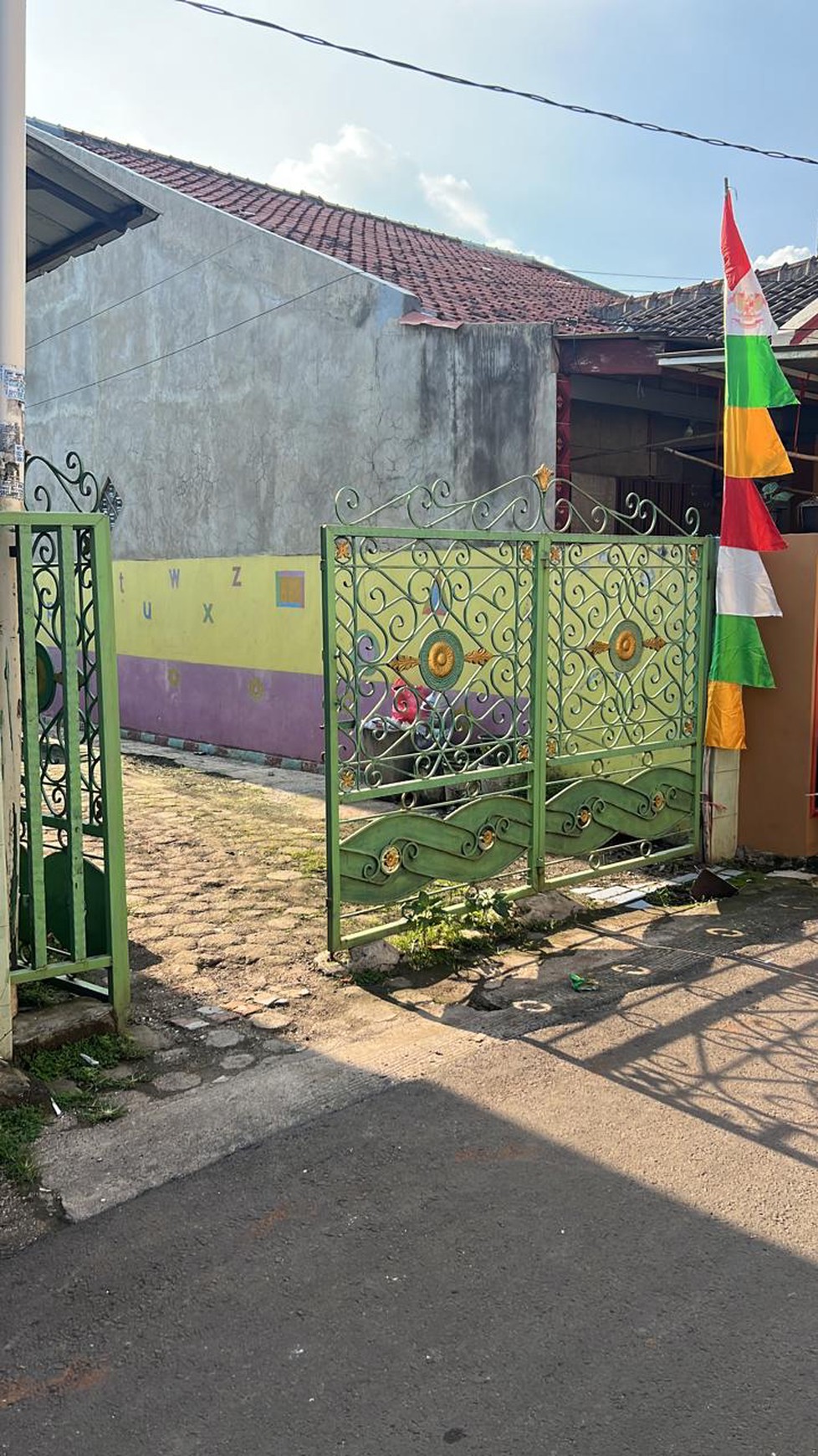 Rumah dan kontrakan dijual cepat lokasi pondong rangon jakarta timur 