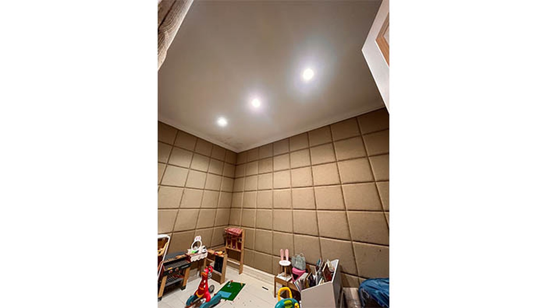 Jual Murah, BU, Rumah Sunter Mimosa, uk 10x20m2, harga 4,7 M