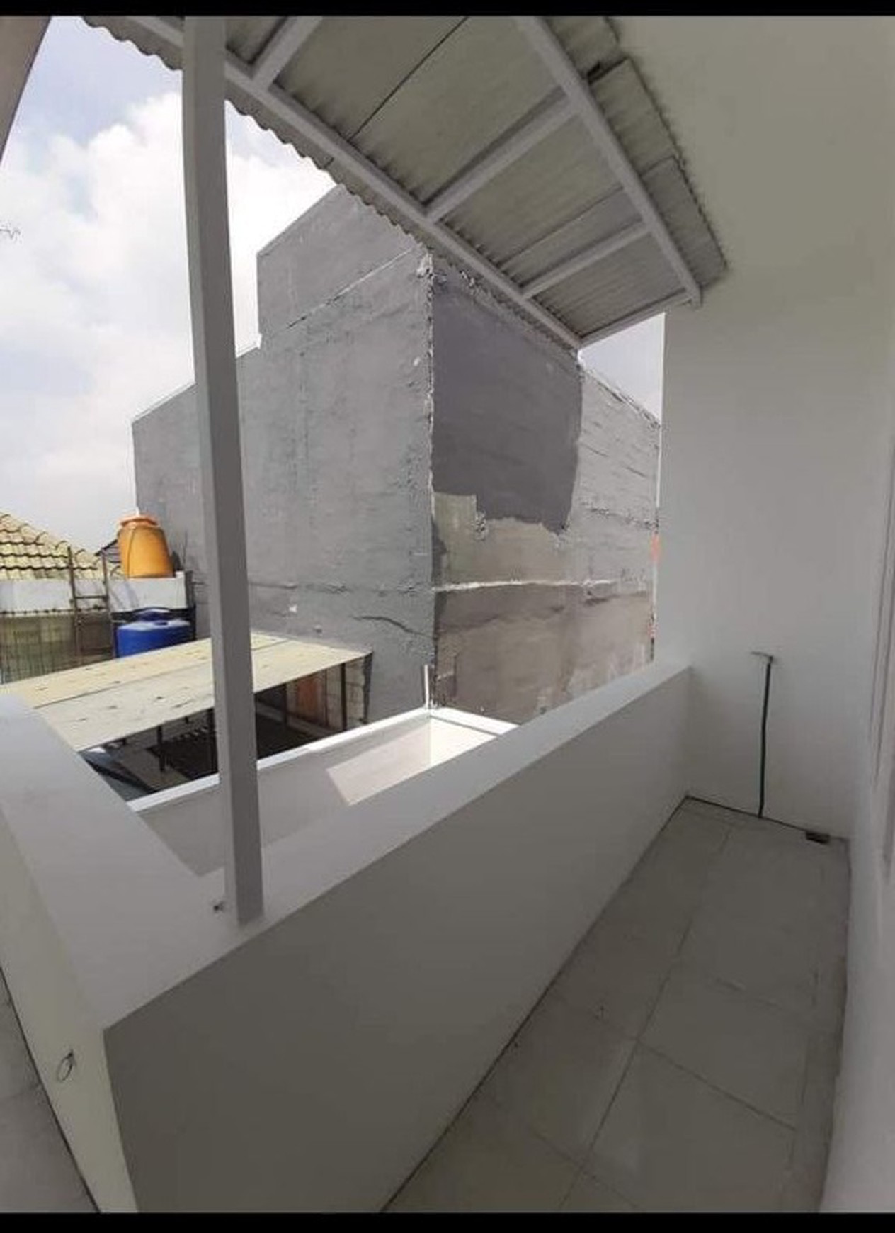 Perumahan Nirwana Eksekutif dengan 4 kamar tidur 2 kamar tidur dan 3 kamar mandi dengan sertifikat shm listik 3500 Watt air PDAM