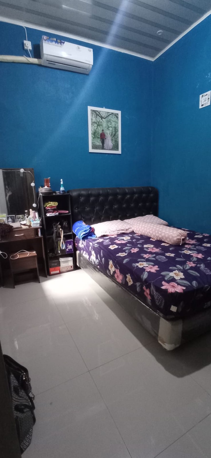 Rumah Siap Huni Terletak Di Jl. Sawunggaling Taman Sidoarjo Terletak Sangat Strategis Dekat Dengan Fasilitas Umum