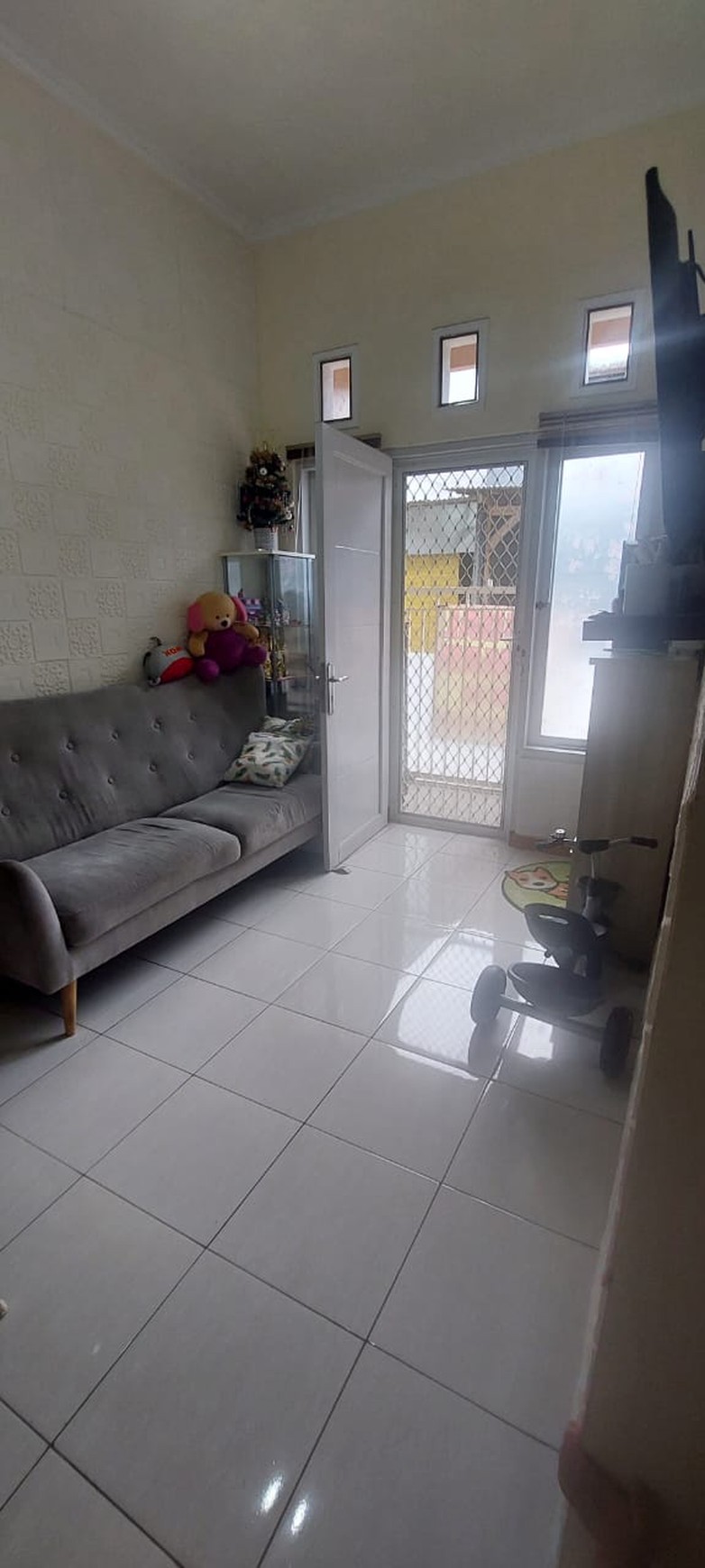 Rumah Semi Perumahan Lebak Jaya Sangat Strategis Akses One Gate 