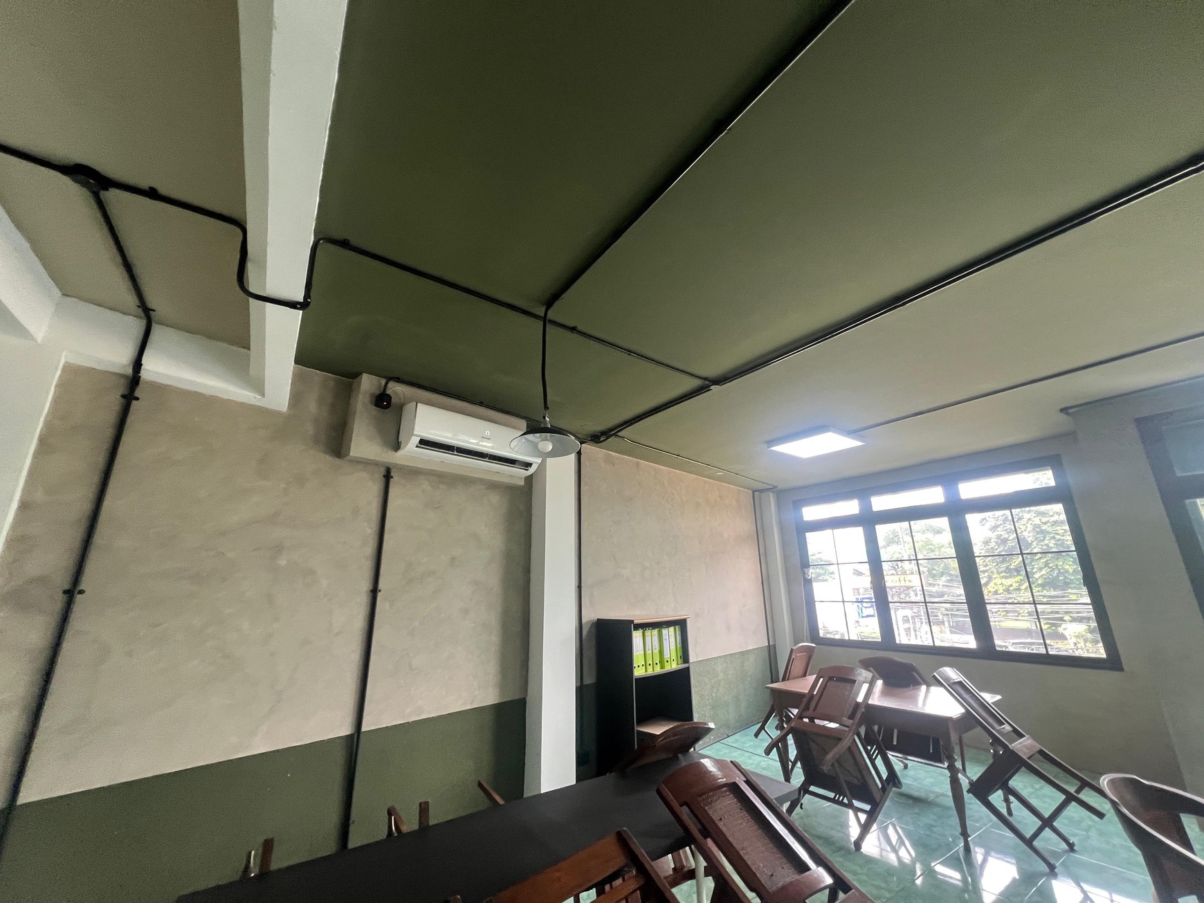 ruang kantor di ampera tb simatupang furnish jakarta selatan 