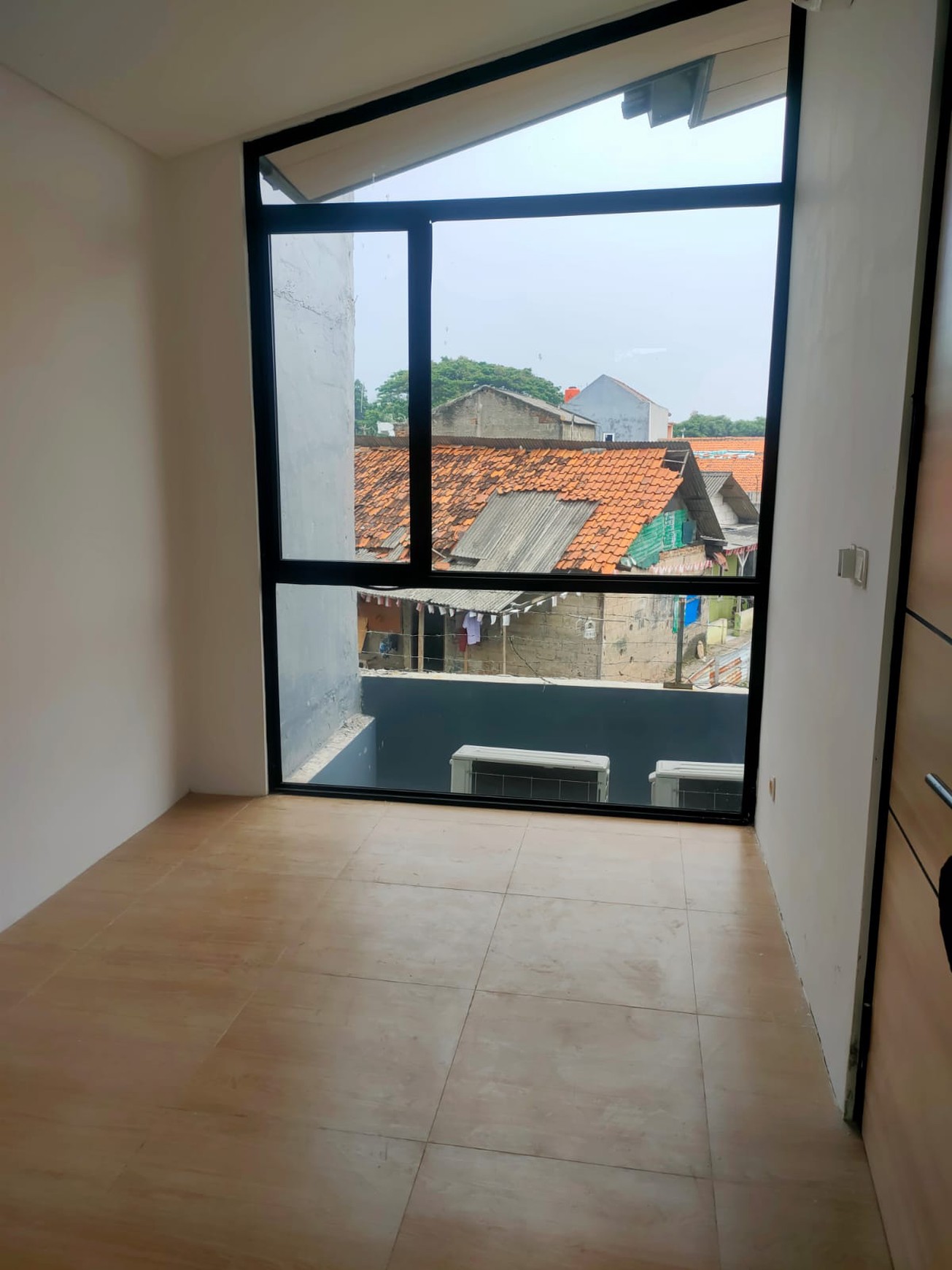 Dijual murah rumah di cendana icon - Lippo Karawaci Tangerang