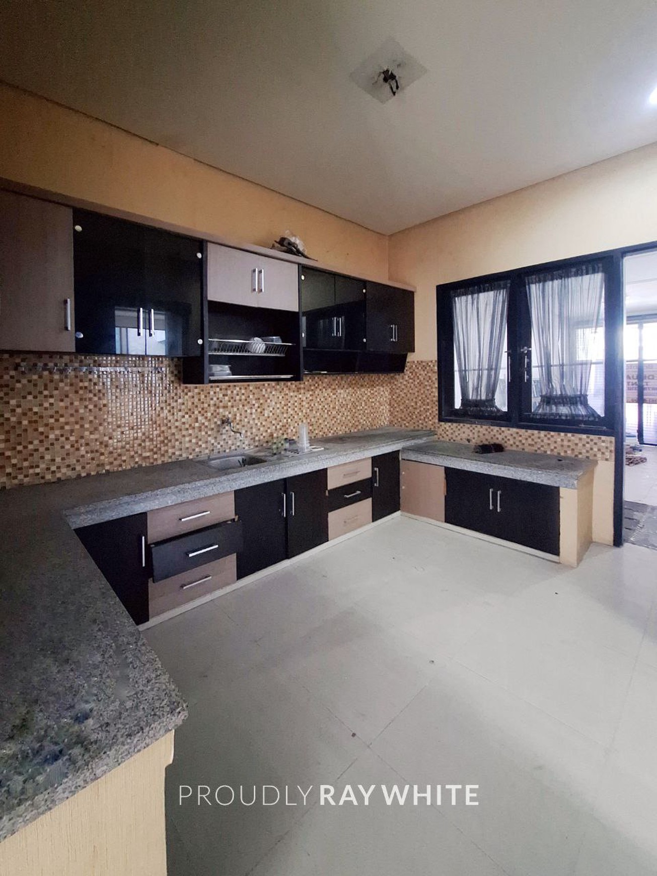 RUMAH HITUNG TANAH TERMURAH, KERTAJAYA INDAH SURABAYA