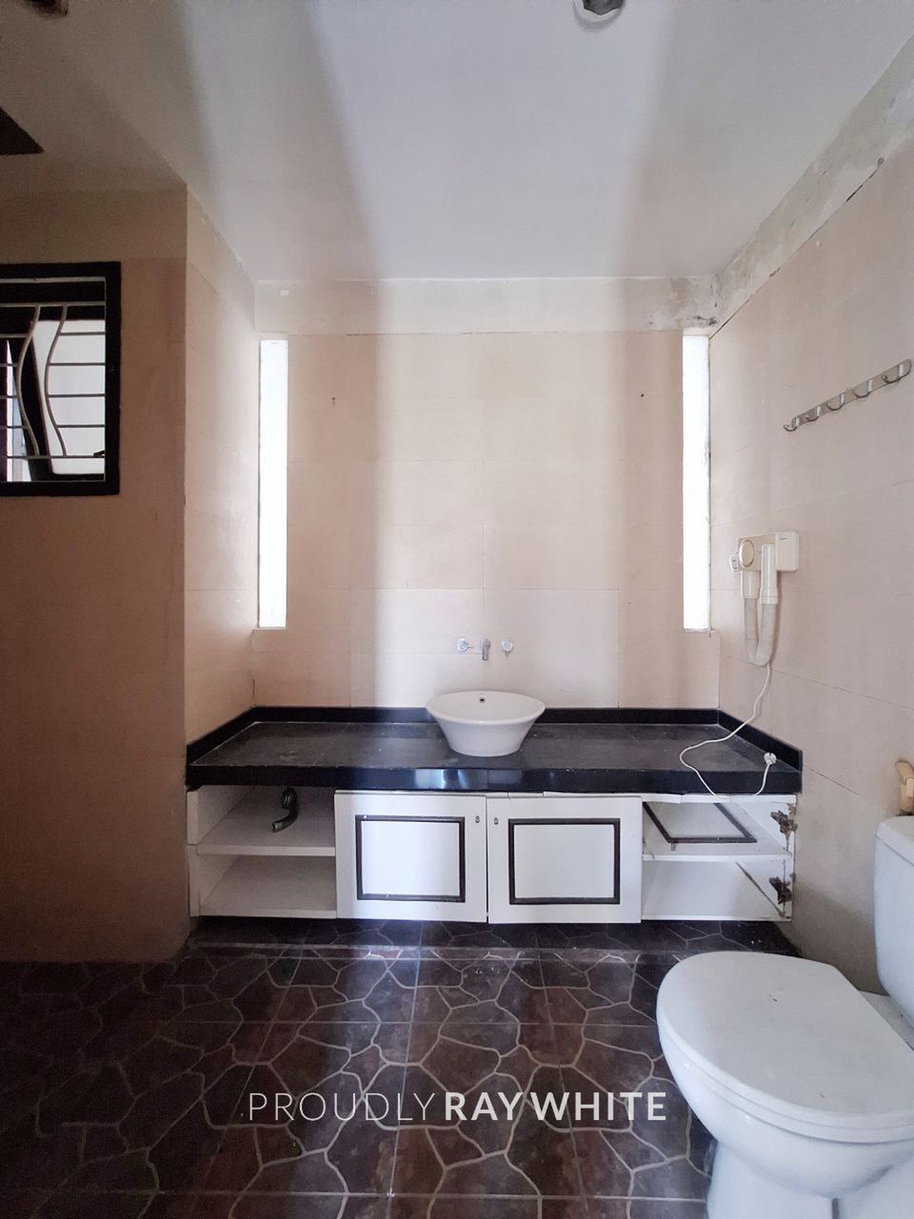 RUMAH HITUNG TANAH TERMURAH, KERTAJAYA INDAH SURABAYA