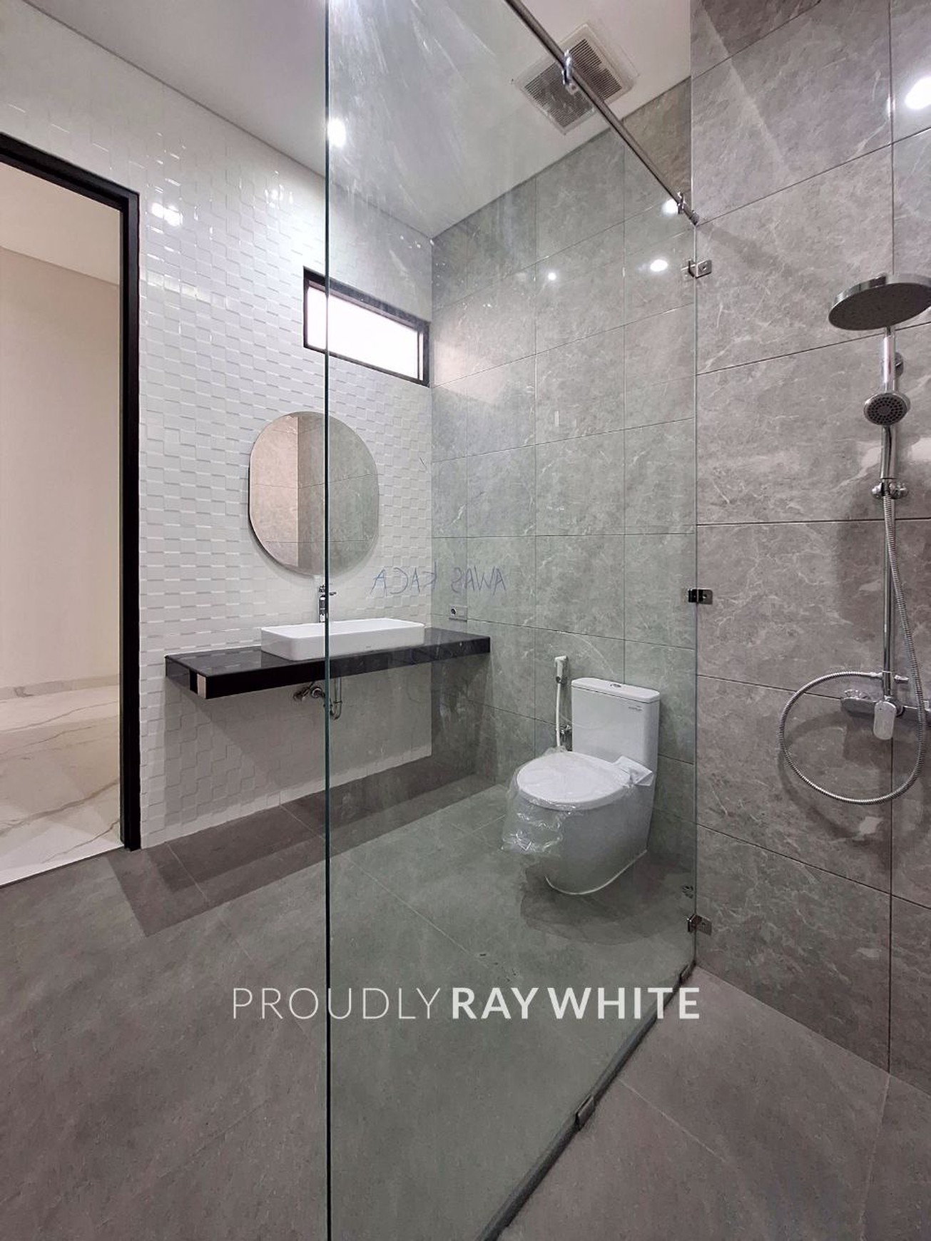 RUMAH MEWAH BARU GRESH, MANYAR JAYA SURABAYA