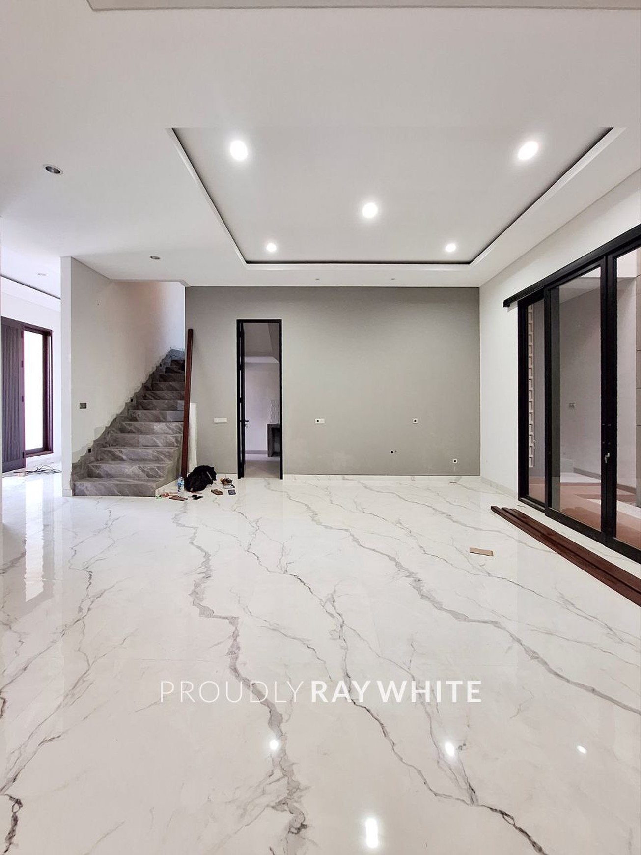 RUMAH MEWAH BARU GRESH, MANYAR JAYA SURABAYA