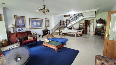 Dijual Rumah Siap Huni, Bagus, Lokasi Strategis di Kebayoran Baru, Jakarta Selatan