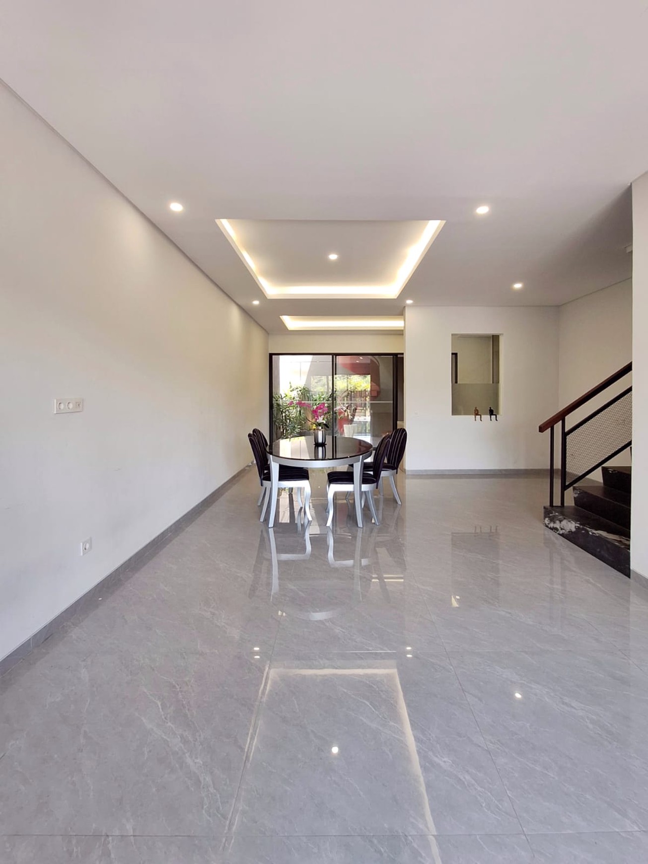 Rumah Mewah Minimalis, Cluster Favorit di Pakuwon City