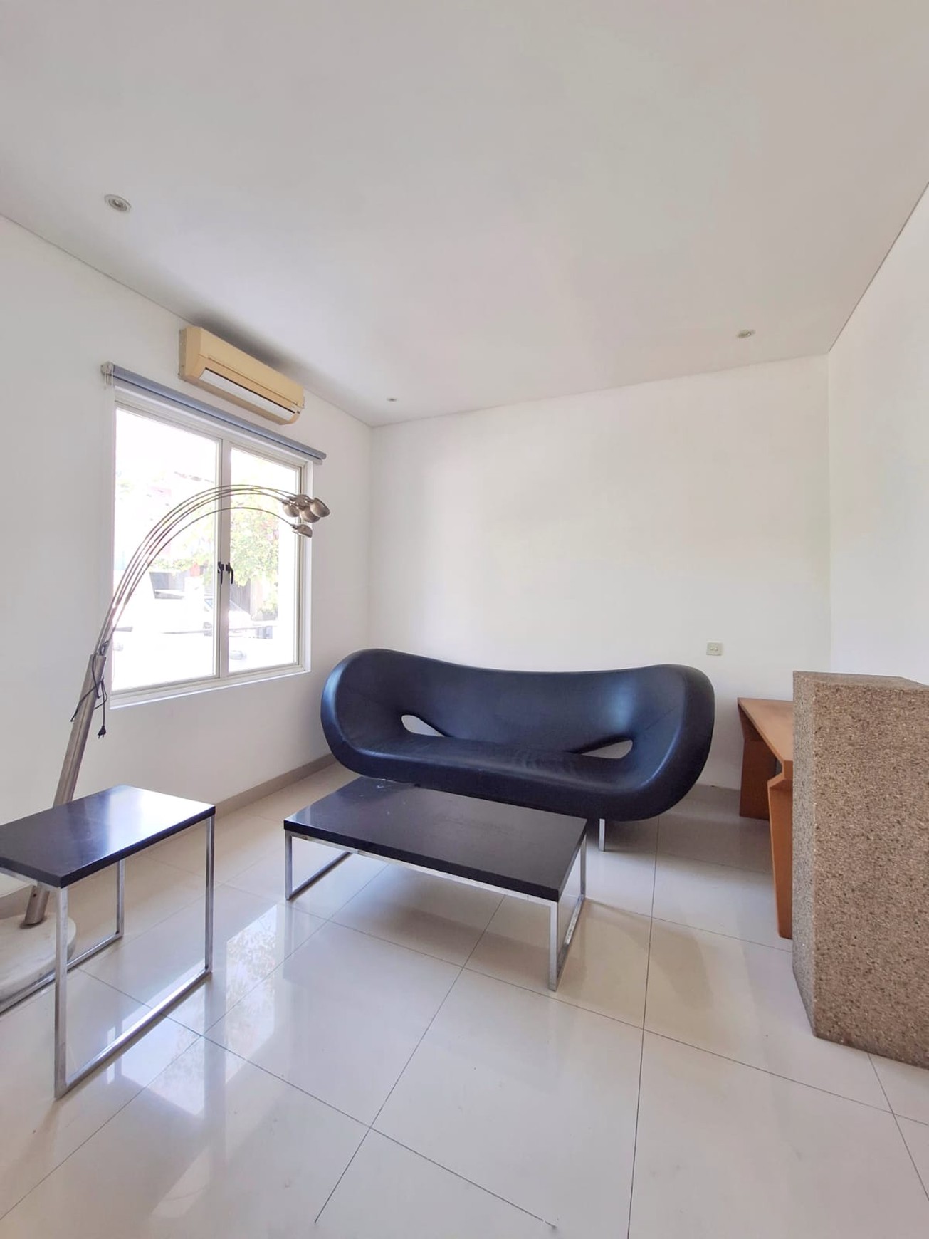 Rumah Mewah 2 Lantai Siap Huni , di Pakuwon City Surabaya