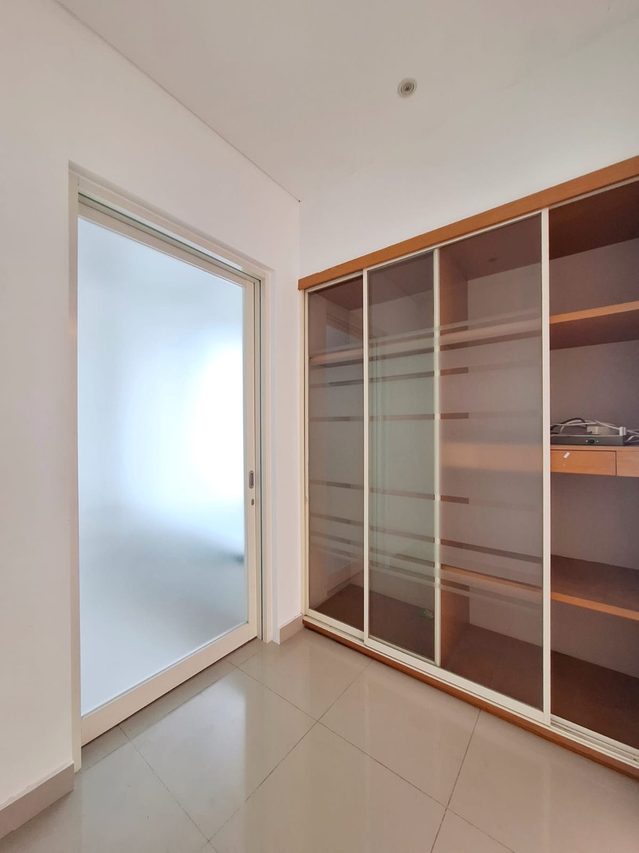 Rumah Mewah 2 Lantai Siap Huni , di Pakuwon City Surabaya