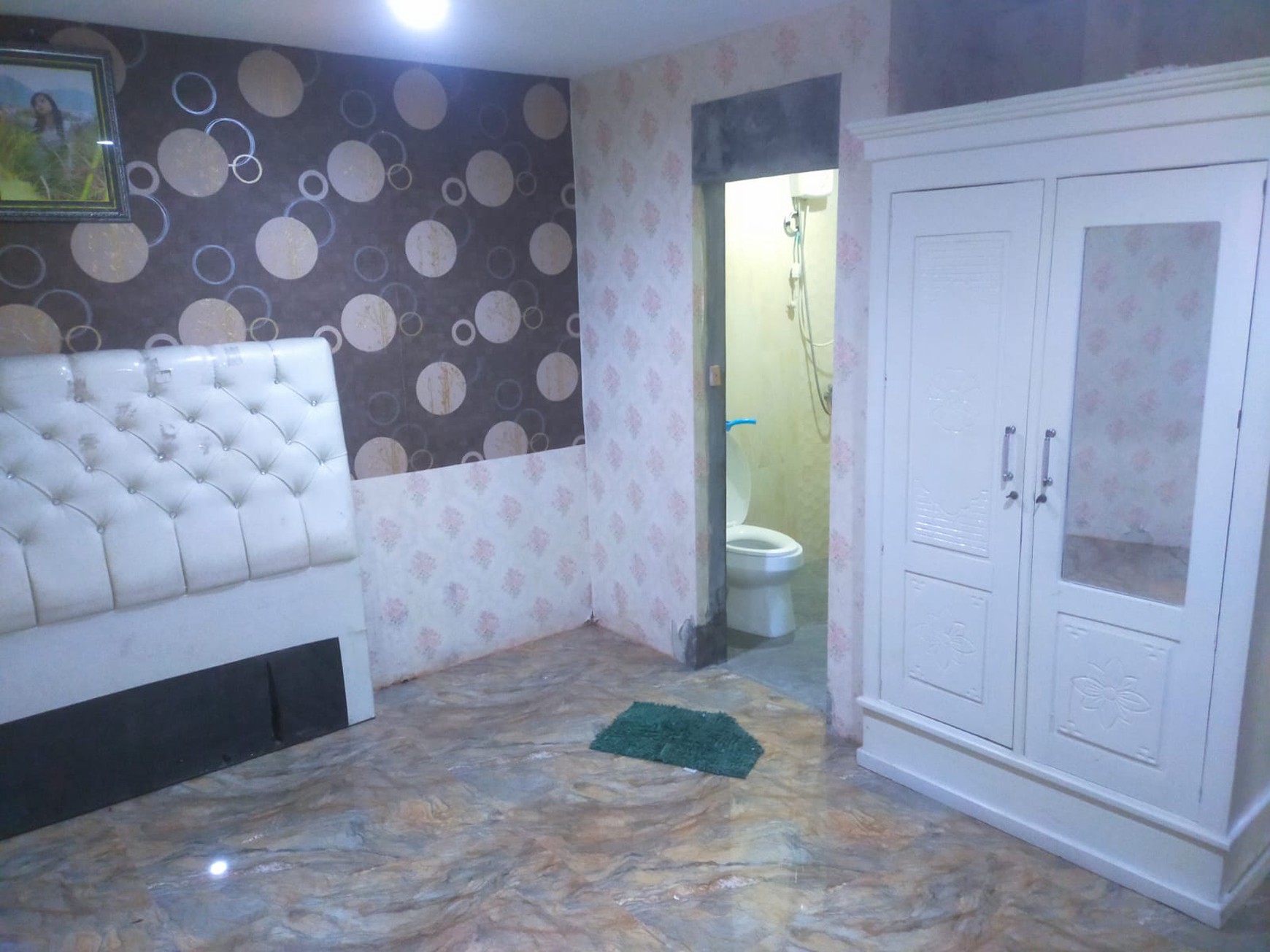 RUMAH NYAMAN SIAP HUNI 2 LANTAI SHM, SEMOLOWARU SURABAYA