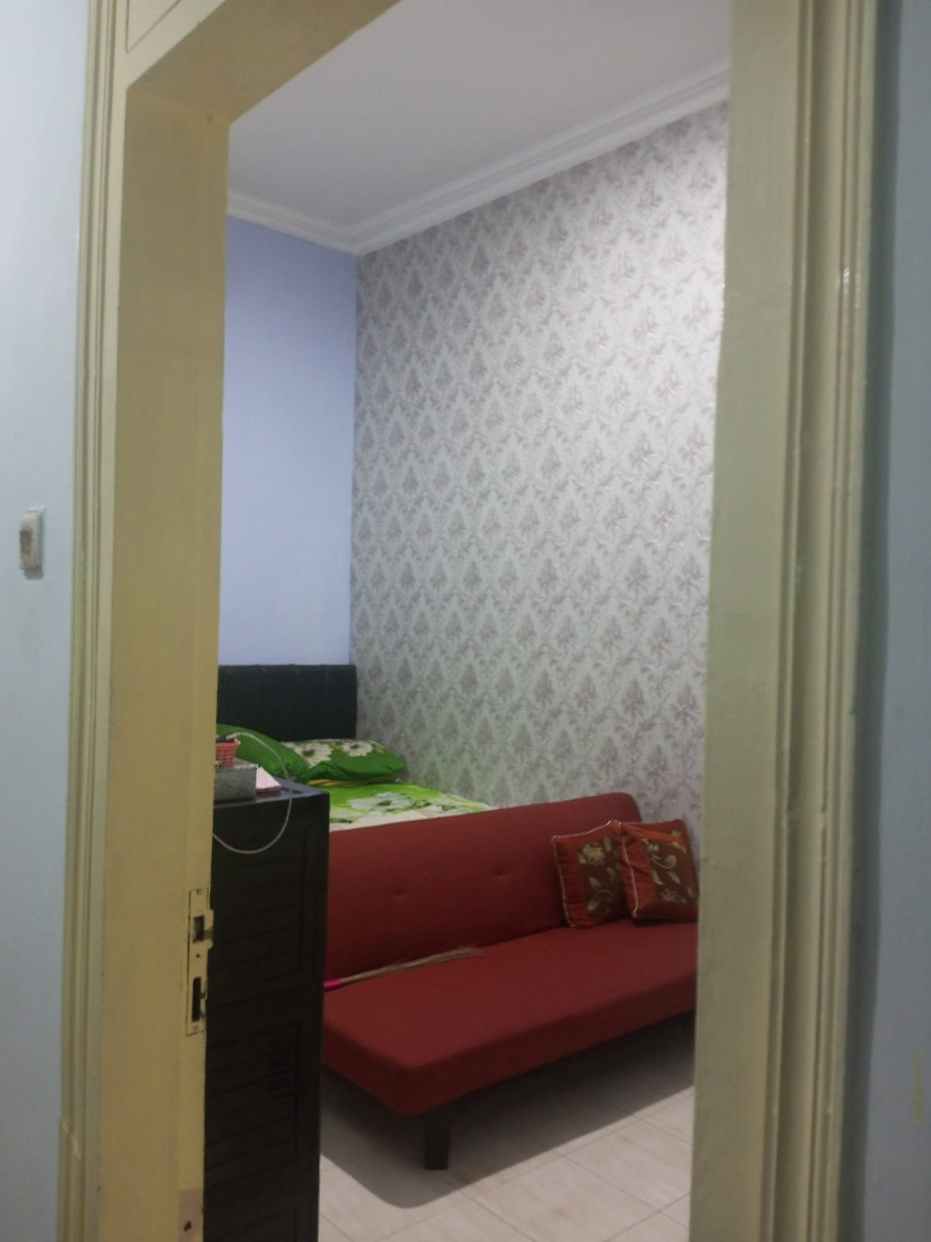 JUA CEPAT RUMAH SIAP HUNI FULL FURNISH DI SEMAMPIR BARAT, SURABAYA