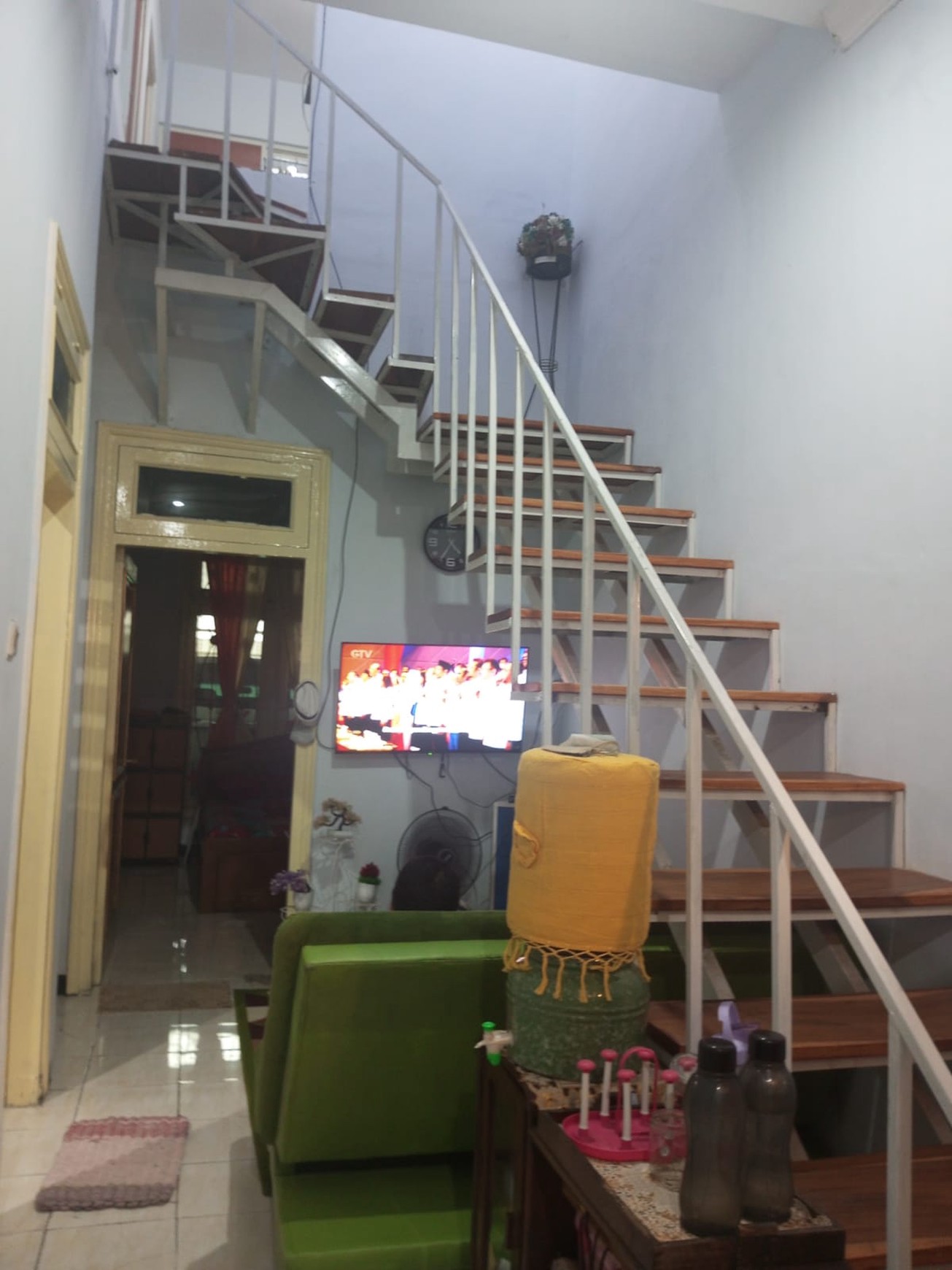 JUA CEPAT RUMAH SIAP HUNI FULL FURNISH DI SEMAMPIR BARAT, SURABAYA