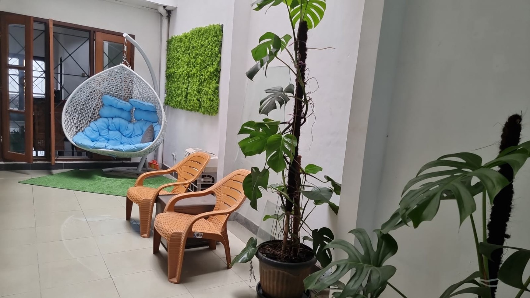 Jual Cepat BU Rumah Asri Nyaman Luas   Mampang Prapatan, Jakarta Selatan