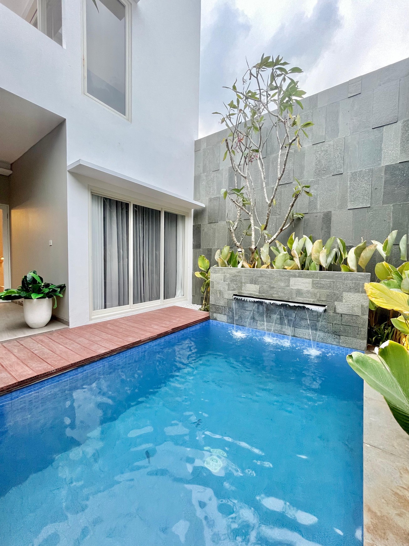 Woodville Residence Cluster Mahogany: Hunian Mewah dengan Fasilitas Lengkap di Sidoarjo