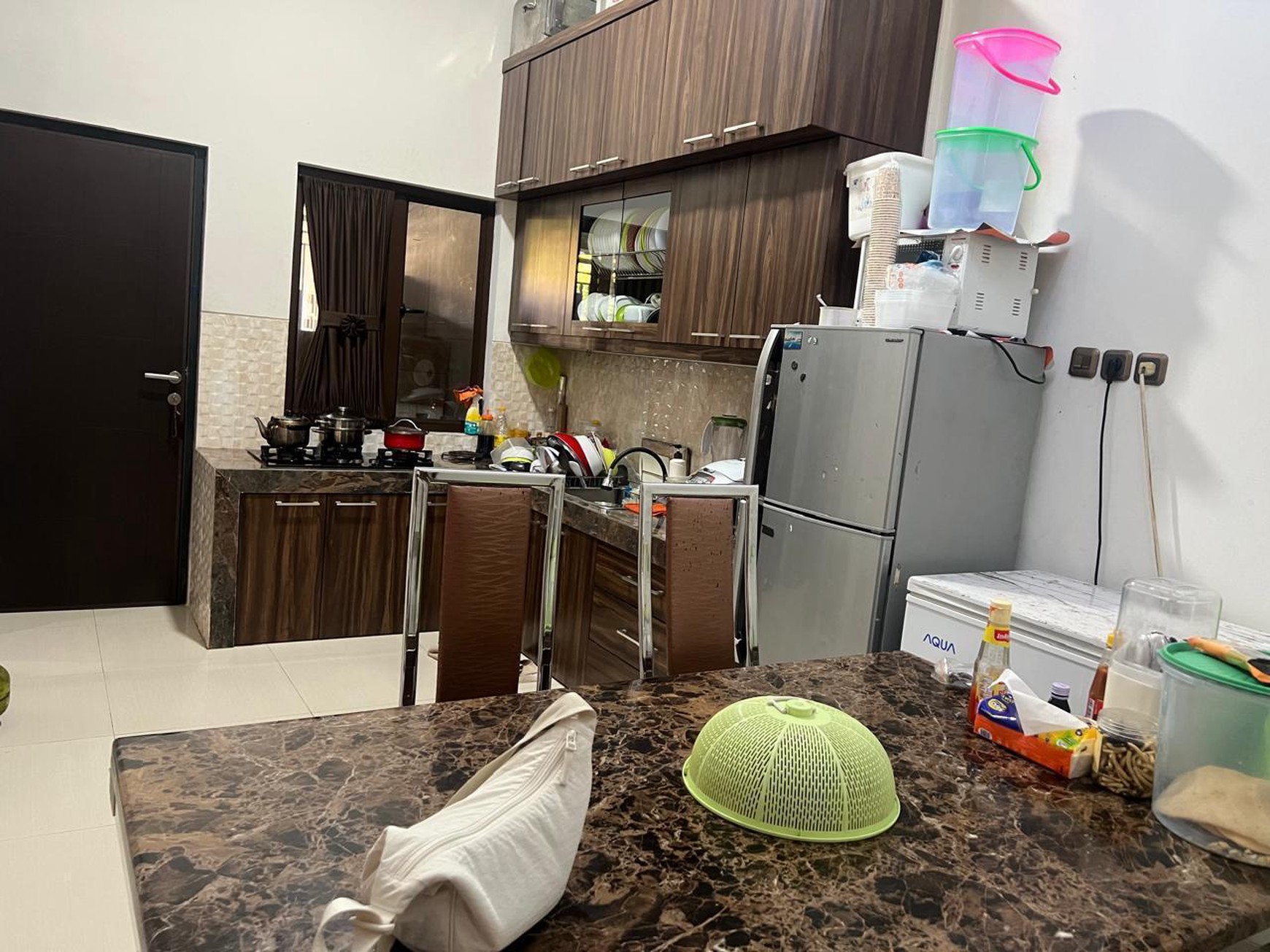 Rumah 2 Lantai Strategis di MERR Rungkut Asri Timur II, Cocok untuk Investasi Kost