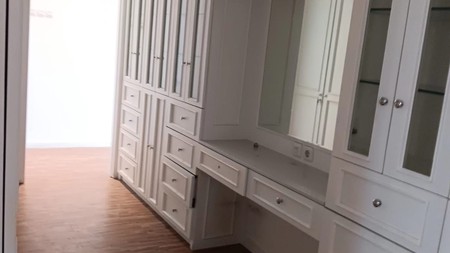 Dijual Mini Building Kawasan Commercial Lokasi Strategis Di Jl. Hang Lekir Raya