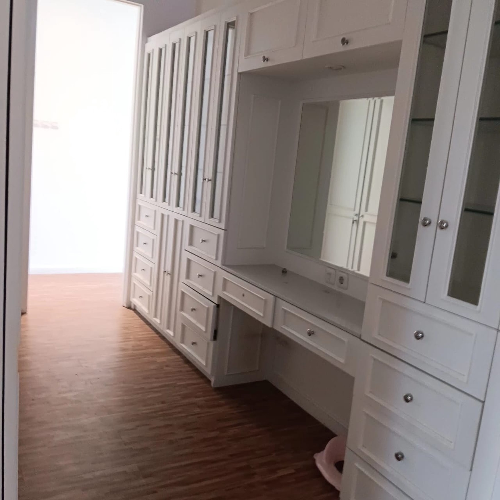 Dijual Mini Building Kawasan Commercial Lokasi Strategis Di Jl. Hang Lekir Raya