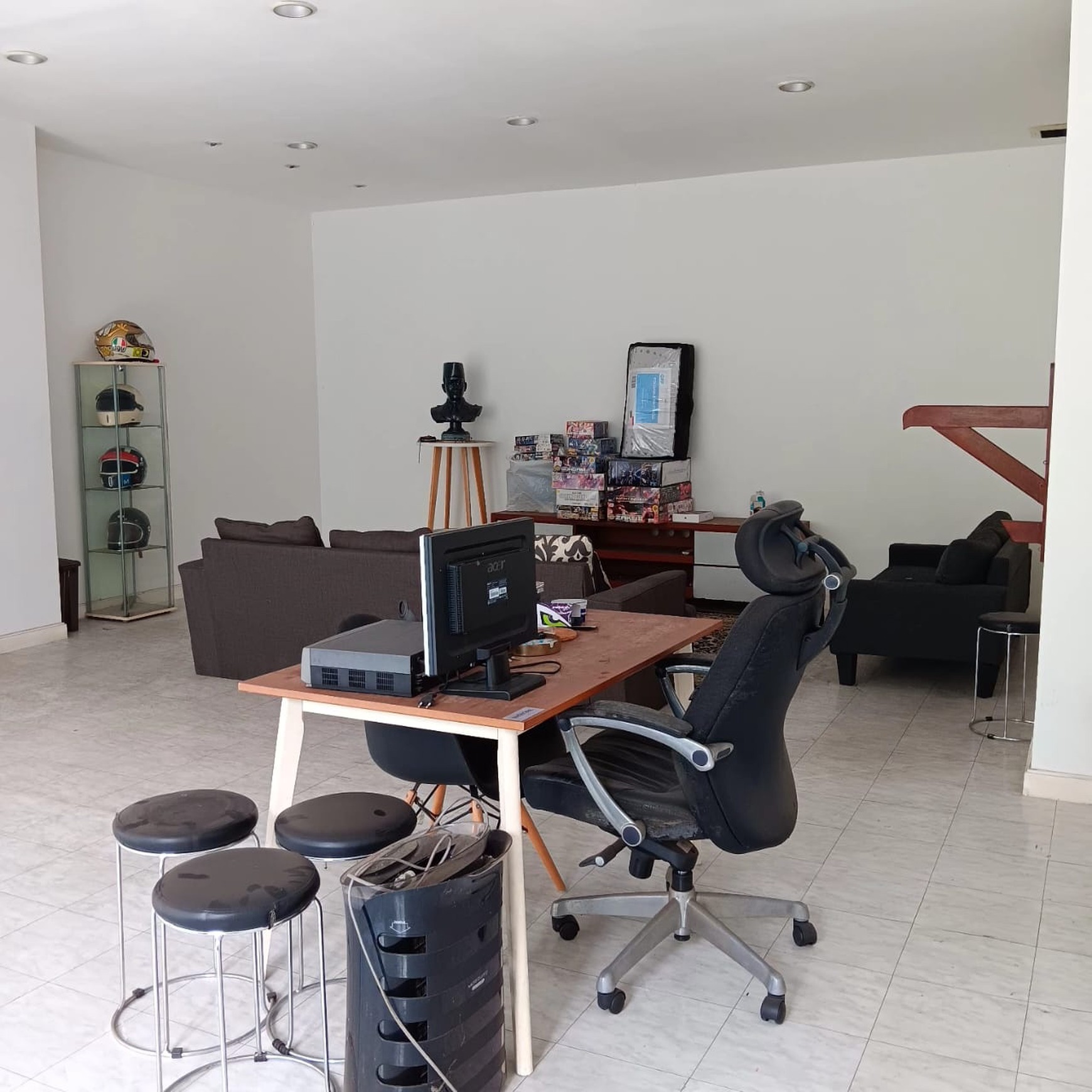 Dijual Mini Building Kawasan Commercial Lokasi Strategis Di Jl. Hang Lekir Raya