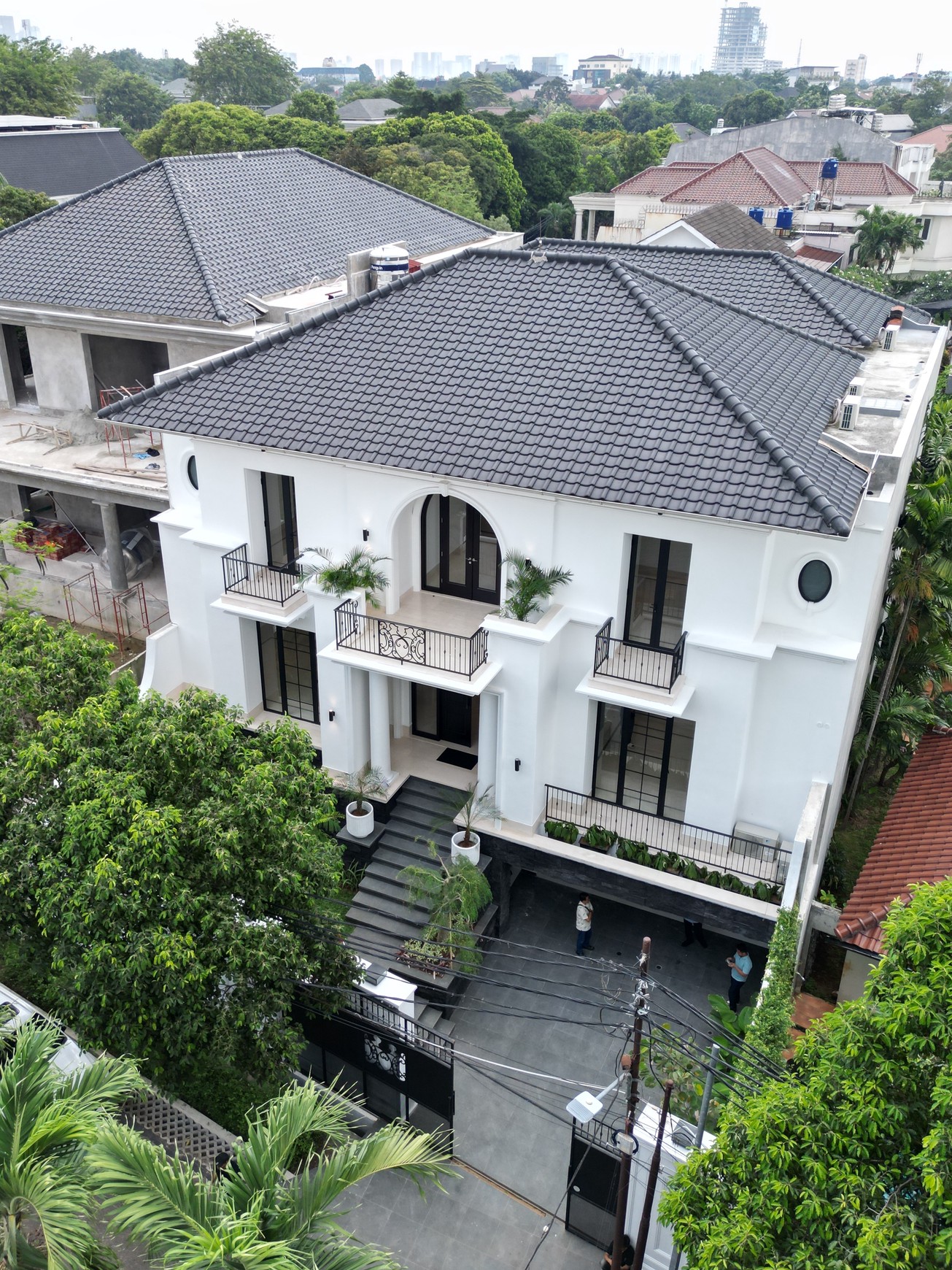 Brand New House American Classic Kemang Dalam