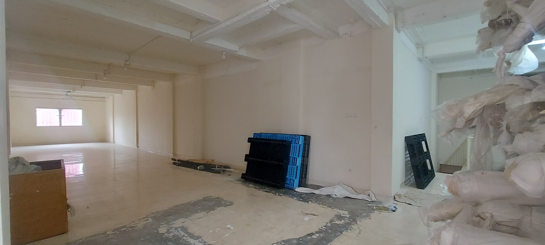 Ruko 4 lt bagus siap pakai di pusat niaga Pintu Air Raya, Pasar Baru