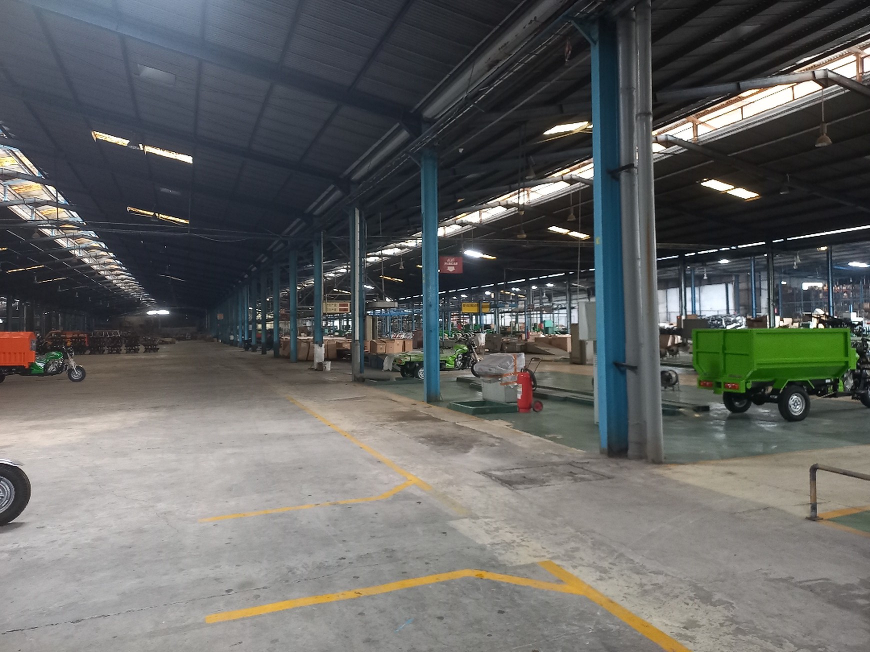 Ex Pabrik Otomotif Murah di Kawasan Industri Berkembang, Lokasi Premium!