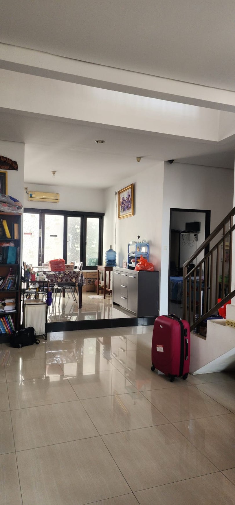 Dijual Rumah Sidoarjo Mewah Semi Furnish Puri Surya Jaya Gedangan
