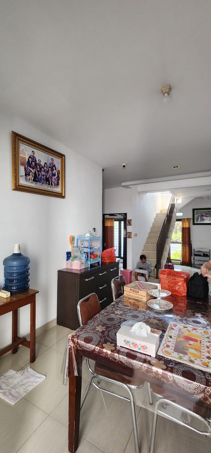 Dijual Rumah Sidoarjo Mewah Semi Furnish Puri Surya Jaya Gedangan