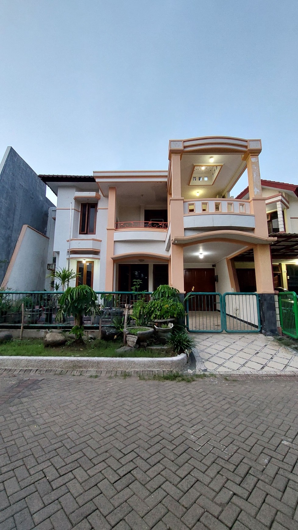 Dijual Rumah Idaman di Dharma Husada Regency dengan Fasilitas Lengkap