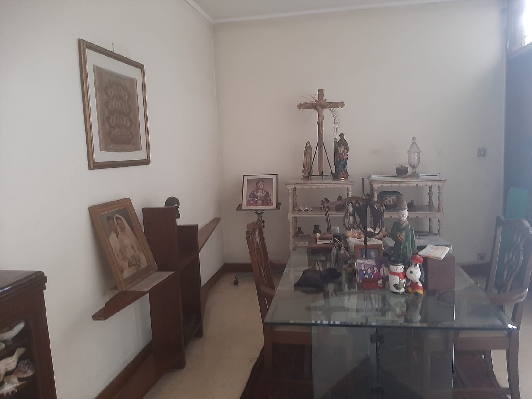 Rumah nyaman di Pondok Indah dekat ke Pondok Indah mall.
