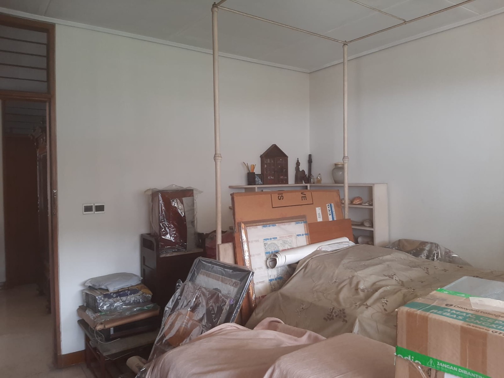 Rumah nyaman di Pondok Indah dekat ke Pondok Indah mall.