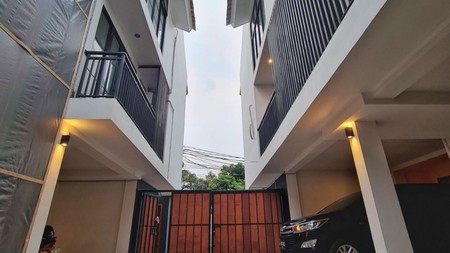 DIJUAL TANAH TEMPAT USAHA WIJAYA TIMUR,JAKSEL