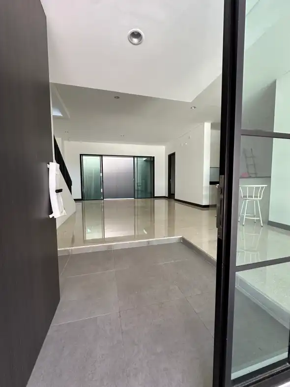 Hot Rent. Rumah mewah Hiera cluster Whelton, BSD