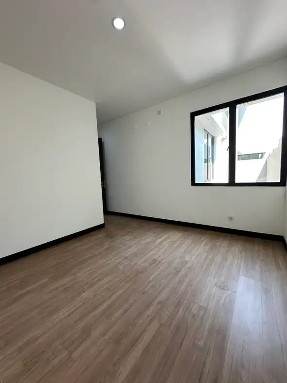 Hot Rent. Rumah mewah Hiera cluster Whelton, BSD