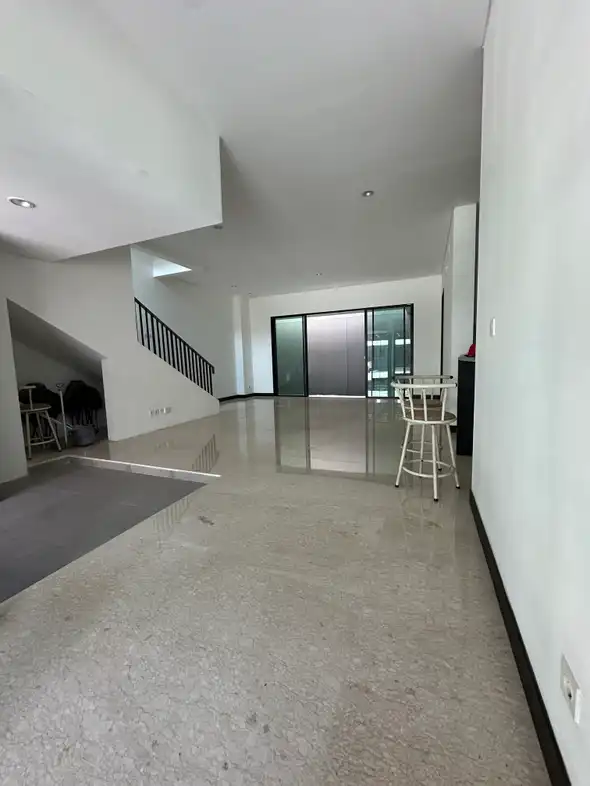 Hot Rent. Rumah mewah Hiera cluster Whelton, BSD