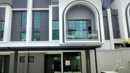 Hot Rent. Rumah mewah Hiera cluster Whelton, BSD