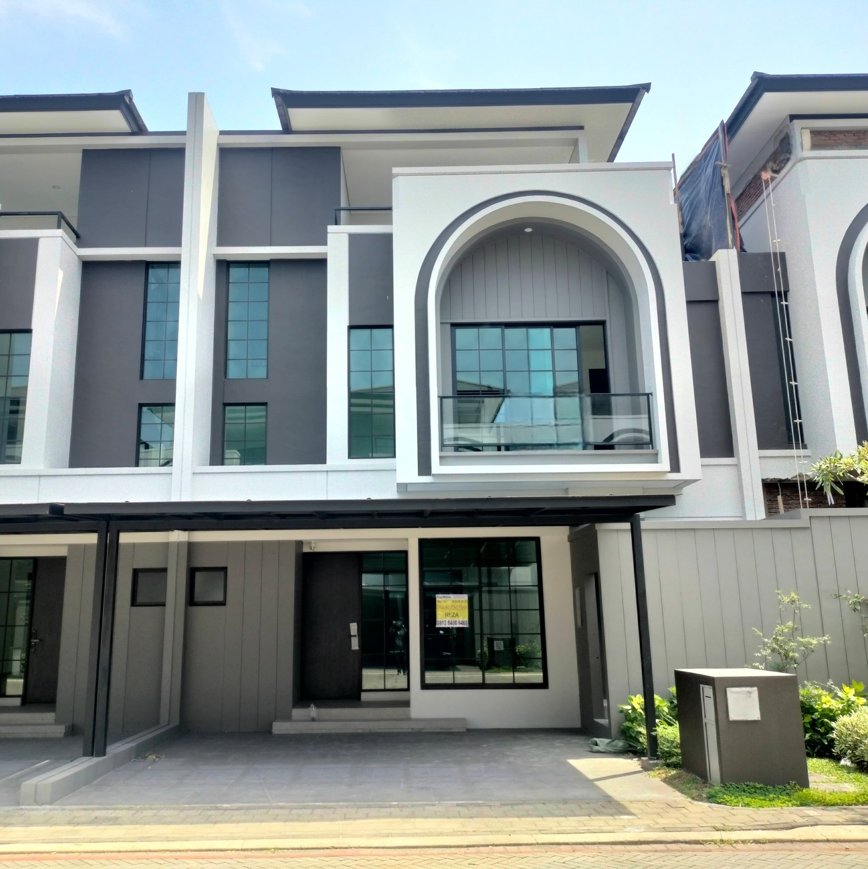 Hot Rent. Rumah mewah Hiera cluster Whelton, BSD