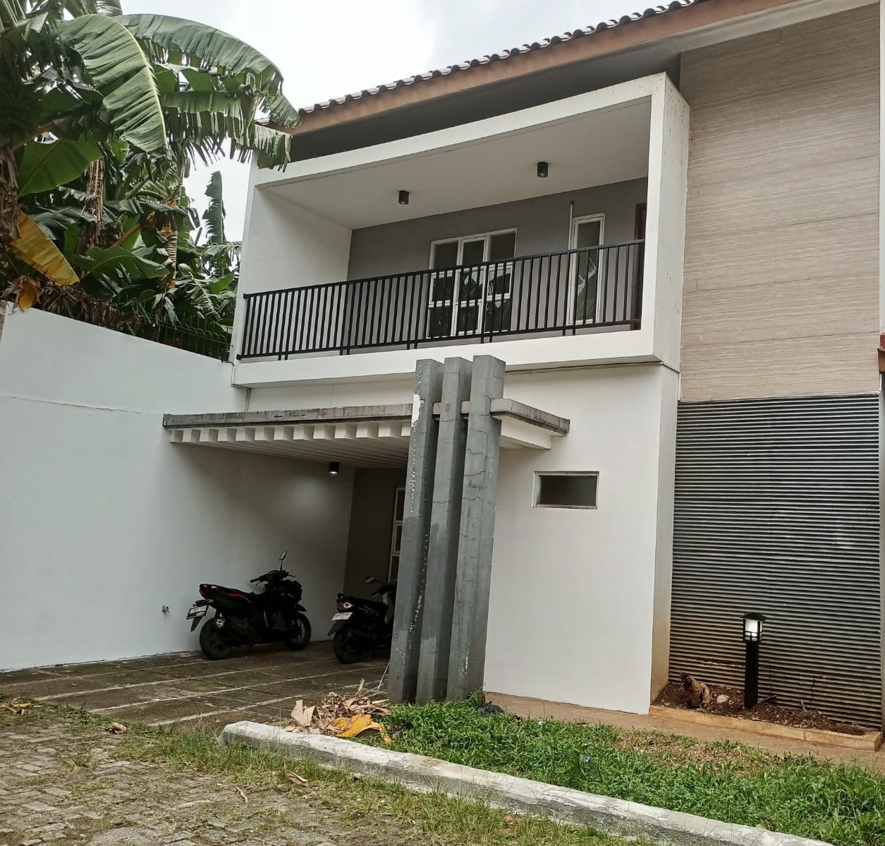 Disewakan Rumah Minimalis Dalam Townhouse, Duren Tiga, Jak-Sel