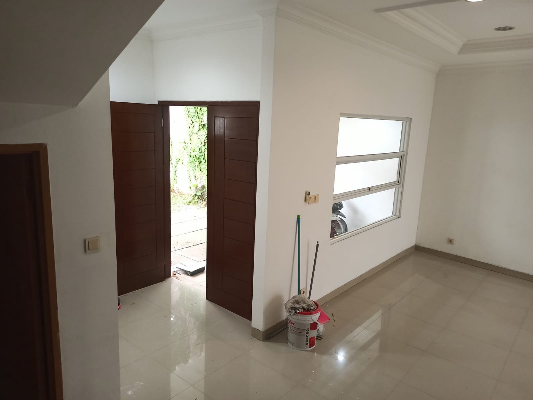 Disewakan Rumah Minimalis Dalam Townhouse, Duren Tiga, Jak-Sel