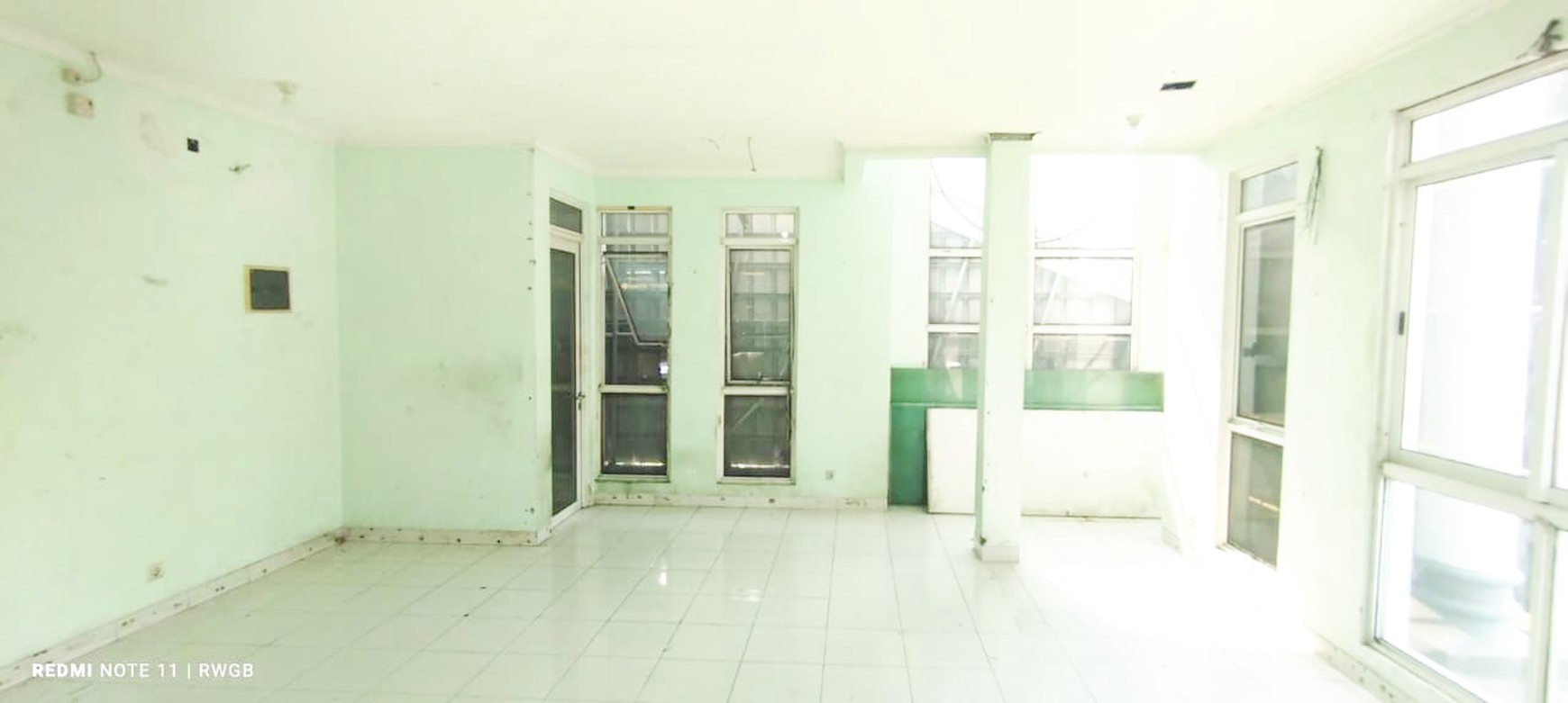 jual cepat ruko strategis dekat RS. Bethsaida Kampus Multimedia Ruko Graha Boulevard Gading Serpong