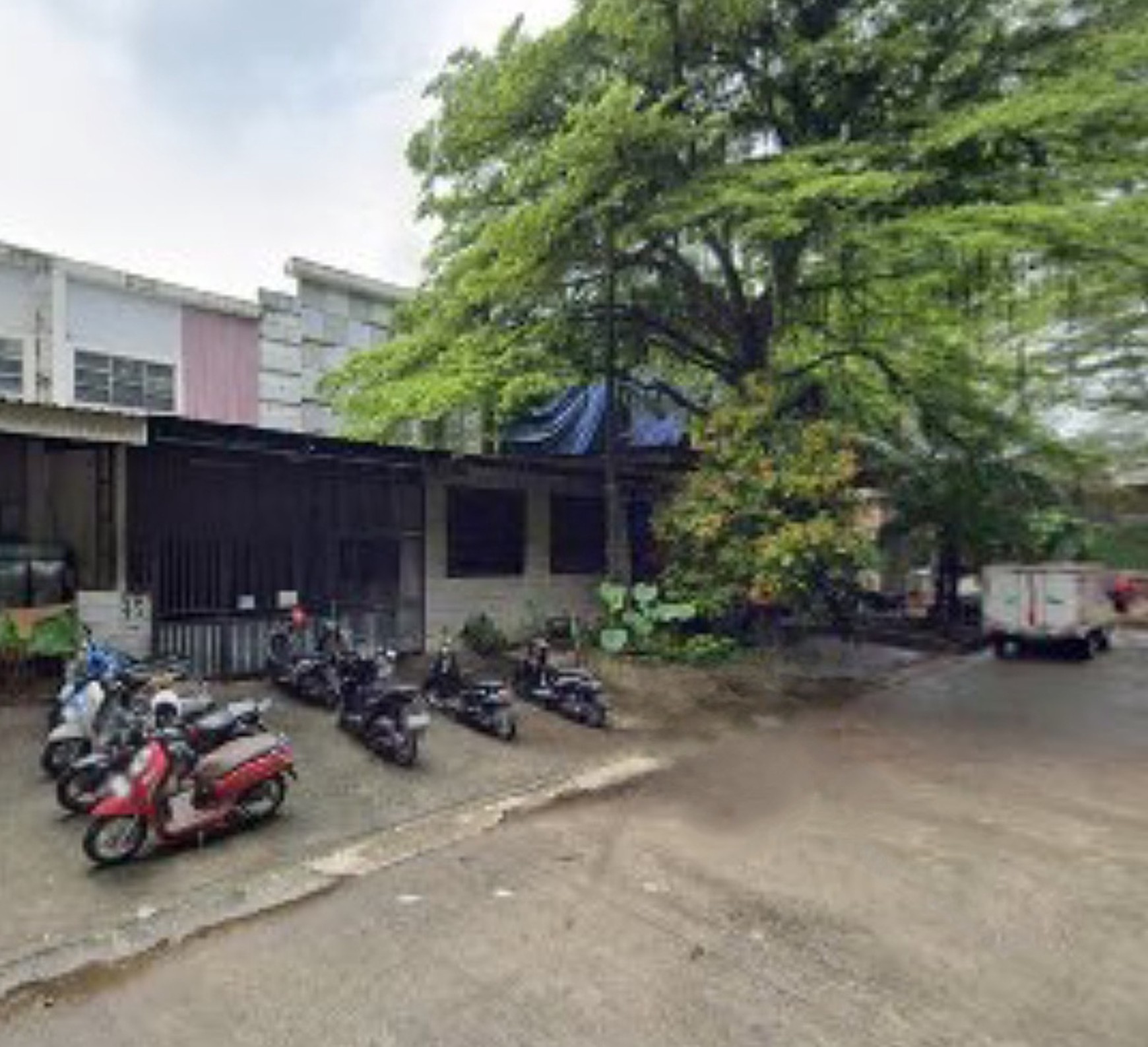 Rent. Gudang luas Taman Tekno BSD, cocok untuk segala jenis usaha..