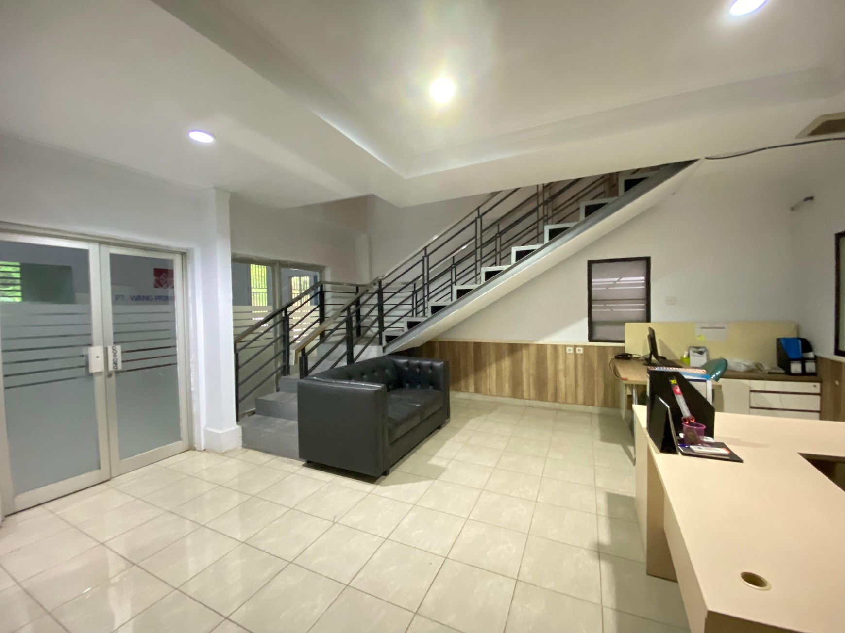 Rent. Gudang luas Taman Tekno BSD, cocok untuk segala jenis usaha..