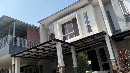 Rumah 2 Lantai Siap Huni di The Green BSD Dekat Tol